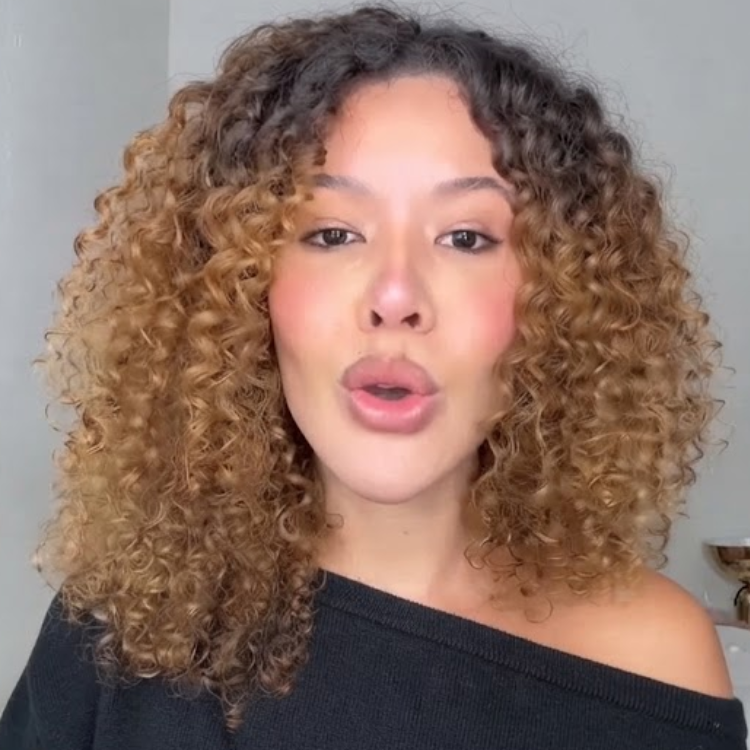 Two-Tone Honey Blonde and Dark Root Coily Curly Human Hair Bob Wig - Bouncy Spring Curls- Rafarada