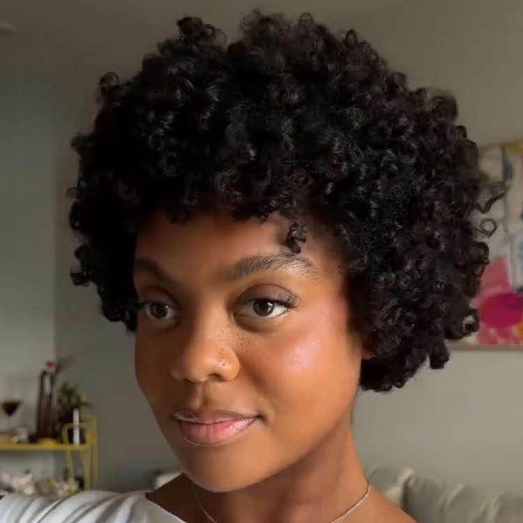 Short Bouncy Kinky Curly Human Hair Wig - Glossy Jet Black Afro Curly Glueless Lace Wig with Defined Coils- Rafarada